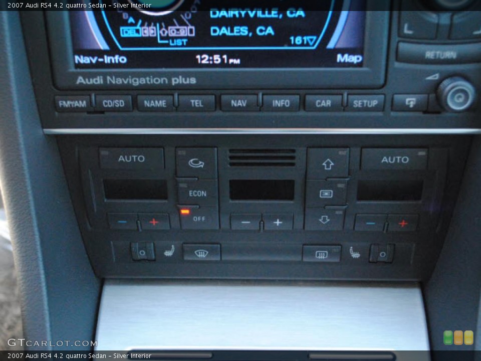 Silver Interior Controls for the 2007 Audi RS4 4.2 quattro Sedan #43066768