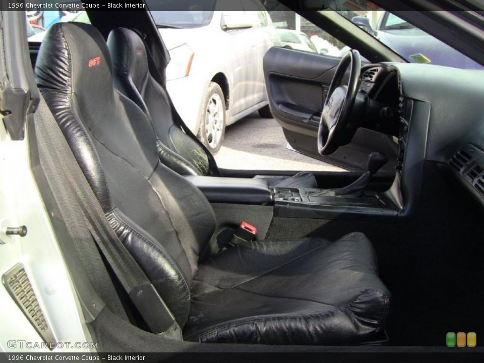 Black Interior Photo for the 1996 Chevrolet Corvette Coupe #43073274