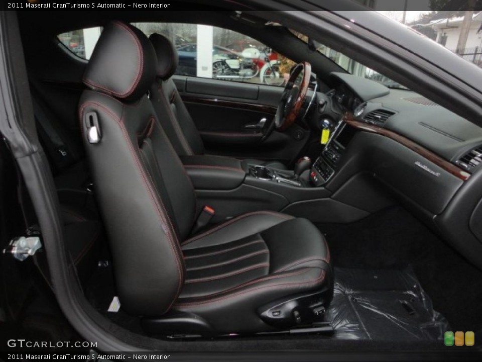 Nero Interior Photo for the 2011 Maserati GranTurismo S Automatic #43082102