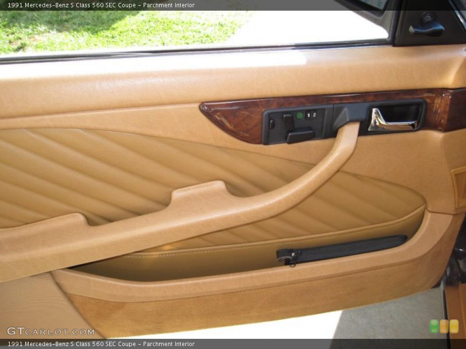 Parchment Interior Door Panel for the 1991 Mercedes-Benz S Class 560 SEC Coupe #43082878