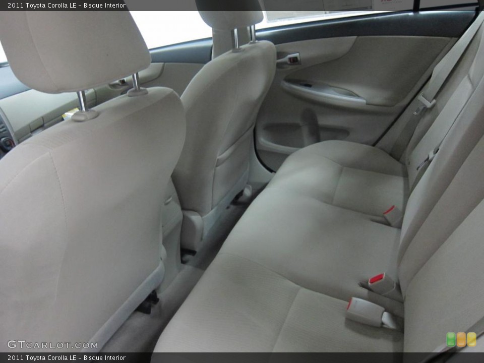 Bisque Interior Photo for the 2011 Toyota Corolla LE #43082890