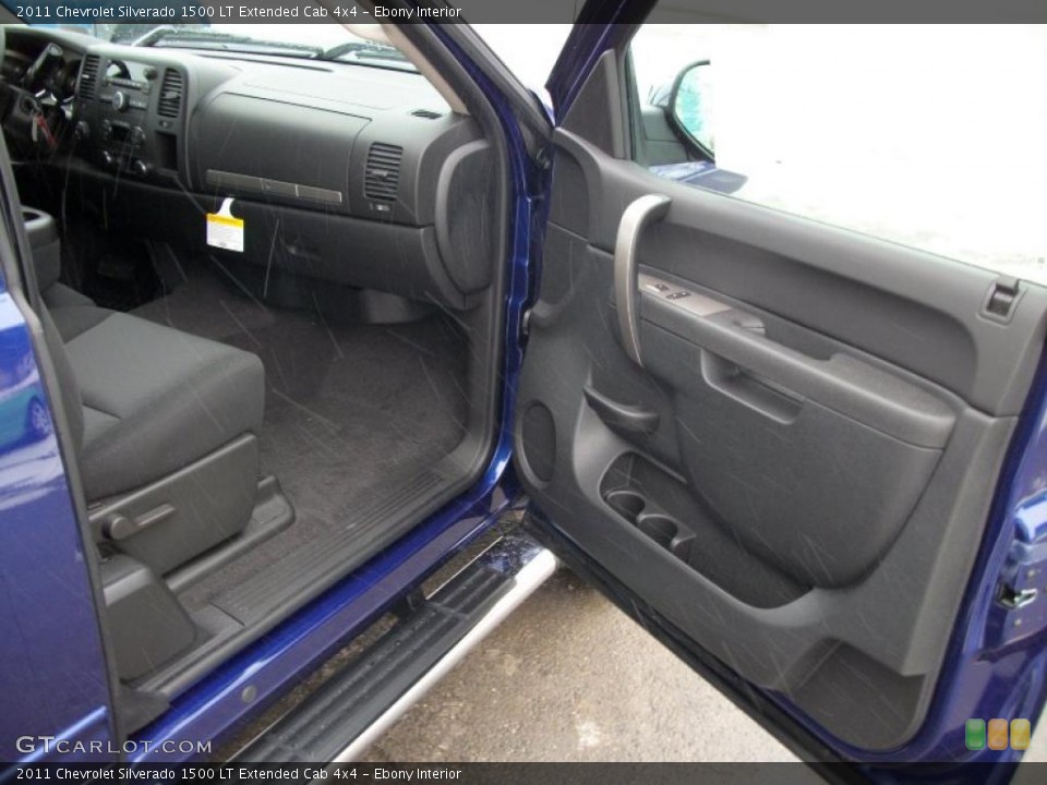 Ebony Interior Photo for the 2011 Chevrolet Silverado 1500 LT Extended Cab 4x4 #43084395