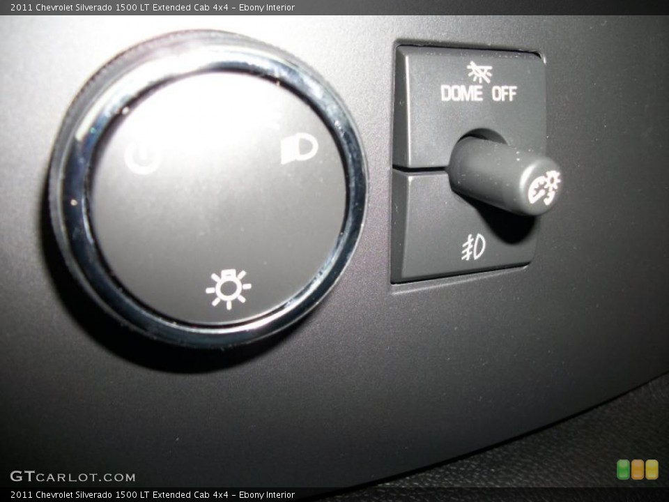 Ebony Interior Controls for the 2011 Chevrolet Silverado 1500 LT Extended Cab 4x4 #43084791