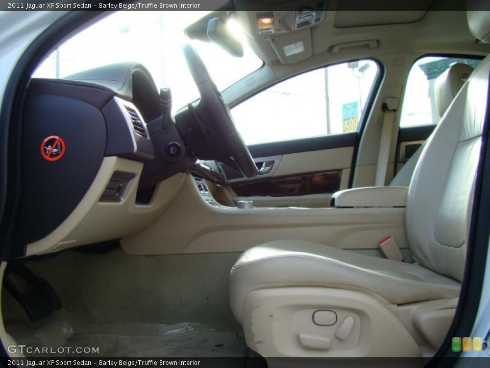 Barley Beige/Truffle Brown Interior Photo for the 2011 Jaguar XF Sport Sedan #43091752