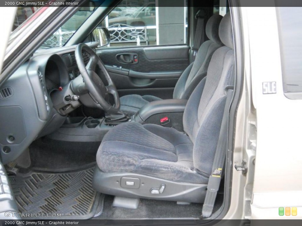 Graphite Interior Photo for the 2000 GMC Jimmy SLE #43096696