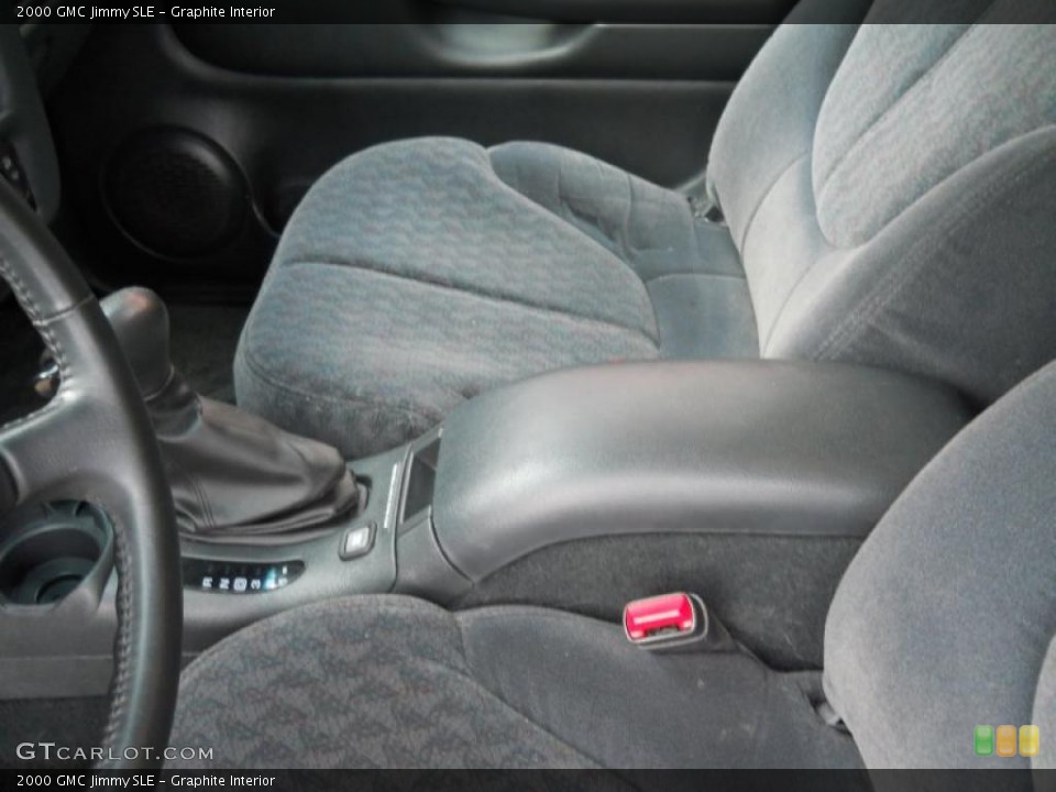 Graphite Interior Photo for the 2000 GMC Jimmy SLE #43096824