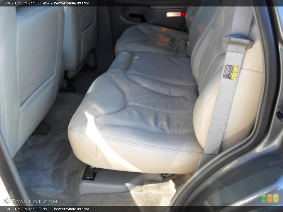 Pewter/Shale Interior Photo for the 2002 GMC Yukon SLT 4x4 #43098616
