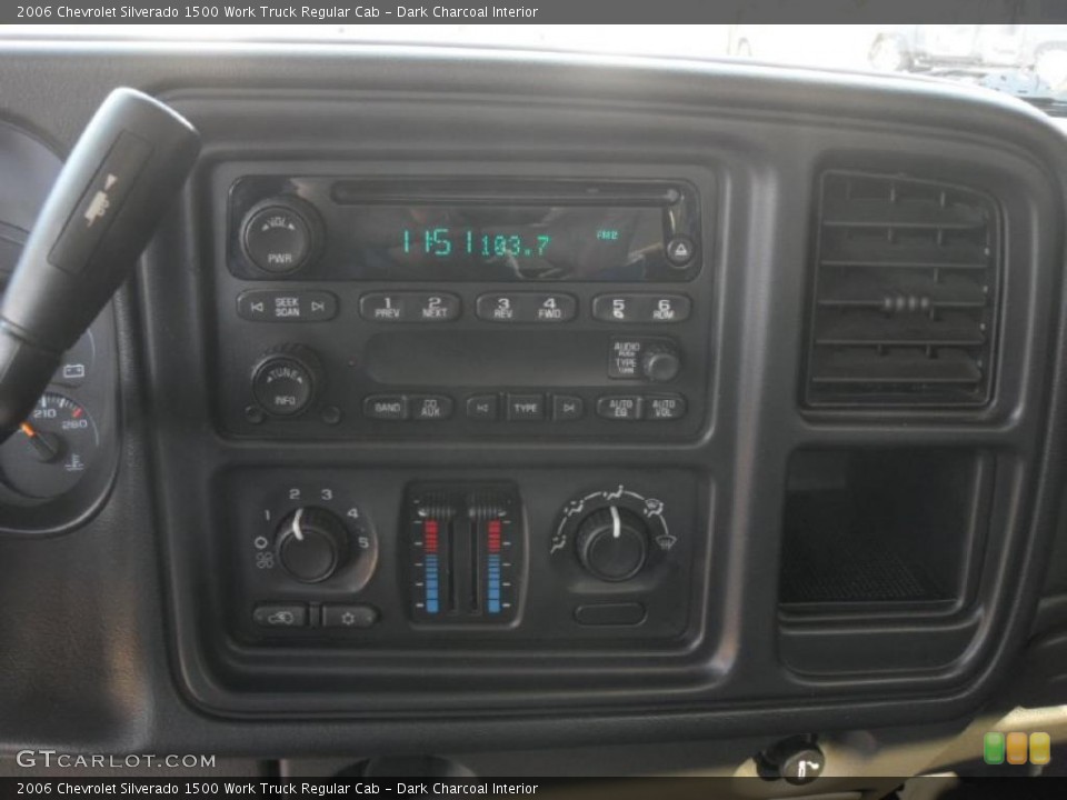 Dark Charcoal Interior Controls for the 2006 Chevrolet Silverado 1500 Work Truck Regular Cab #43165441