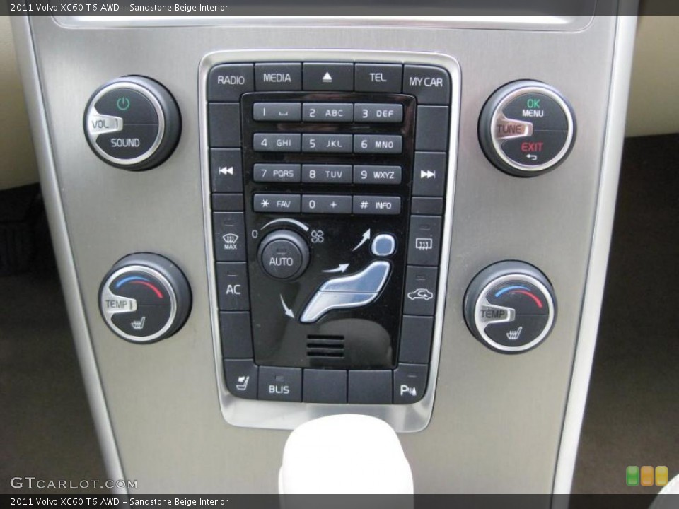 Sandstone Beige Interior Controls for the 2011 Volvo XC60 T6 AWD #43171481