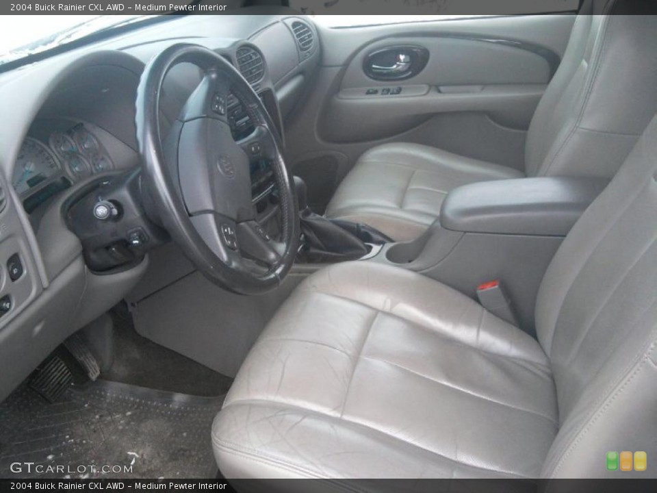 Medium Pewter Interior Photo for the 2004 Buick Rainier CXL AWD #43194318