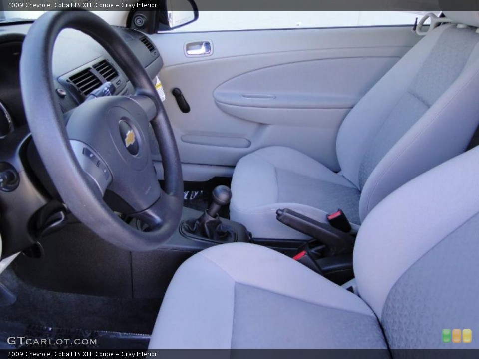 Gray Interior Photo for the 2009 Chevrolet Cobalt LS XFE Coupe #43220074