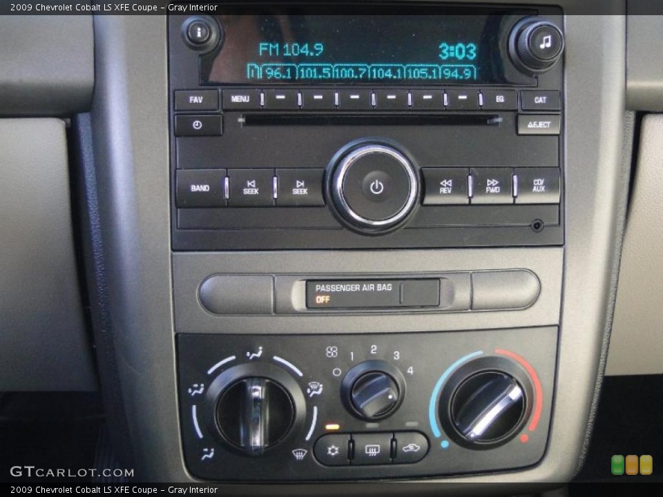 Gray Interior Controls for the 2009 Chevrolet Cobalt LS XFE Coupe #43220206