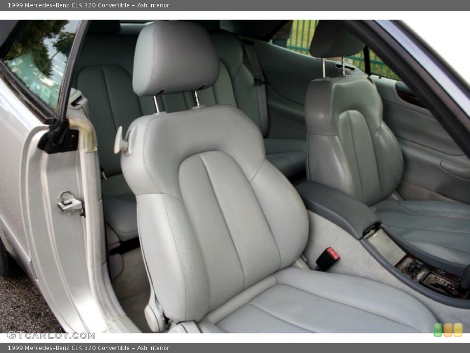 Ash Interior Photo for the 1999 Mercedes-Benz CLK 320 Convertible #43226131