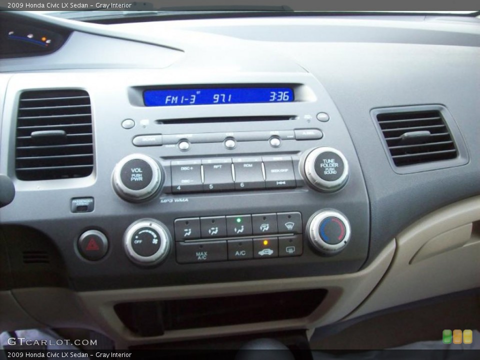Gray Interior Controls for the 2009 Honda Civic LX Sedan #43247270