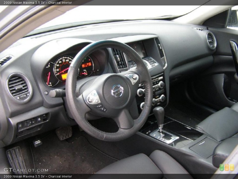 Charcoal Interior Dashboard for the 2009 Nissan Maxima 3.5 SV #43250250