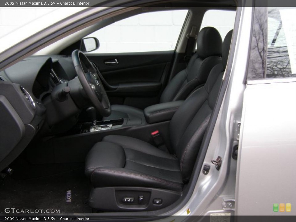 Charcoal Interior Photo for the 2009 Nissan Maxima 3.5 SV #43250266