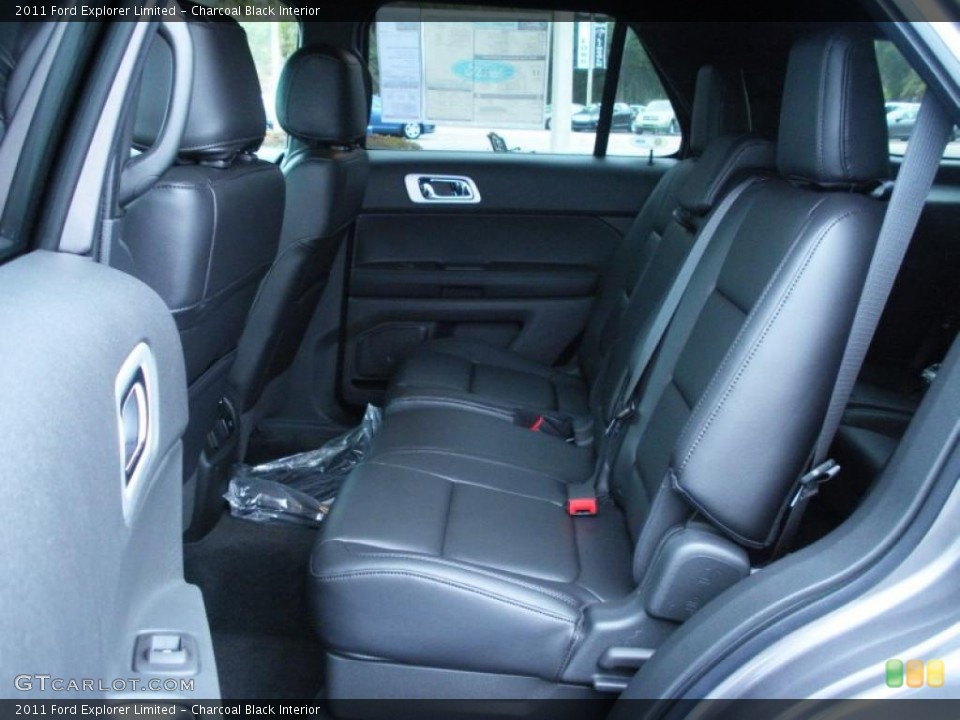 Charcoal Black Interior Photo for the 2011 Ford Explorer Limited #43257265