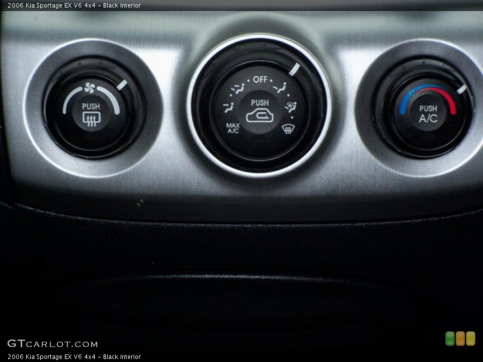 Black Interior Controls for the 2006 Kia Sportage EX V6 4x4 #43263866