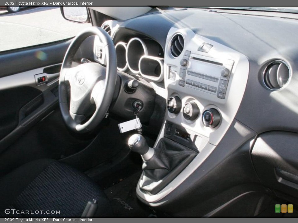 Dark Charcoal Interior Photo for the 2009 Toyota Matrix XRS #43266683