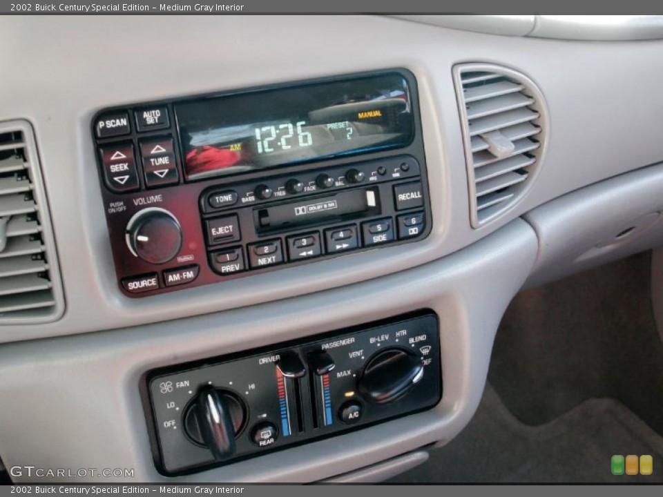 Medium Gray Interior Controls for the 2002 Buick Century Special Edition #43267194