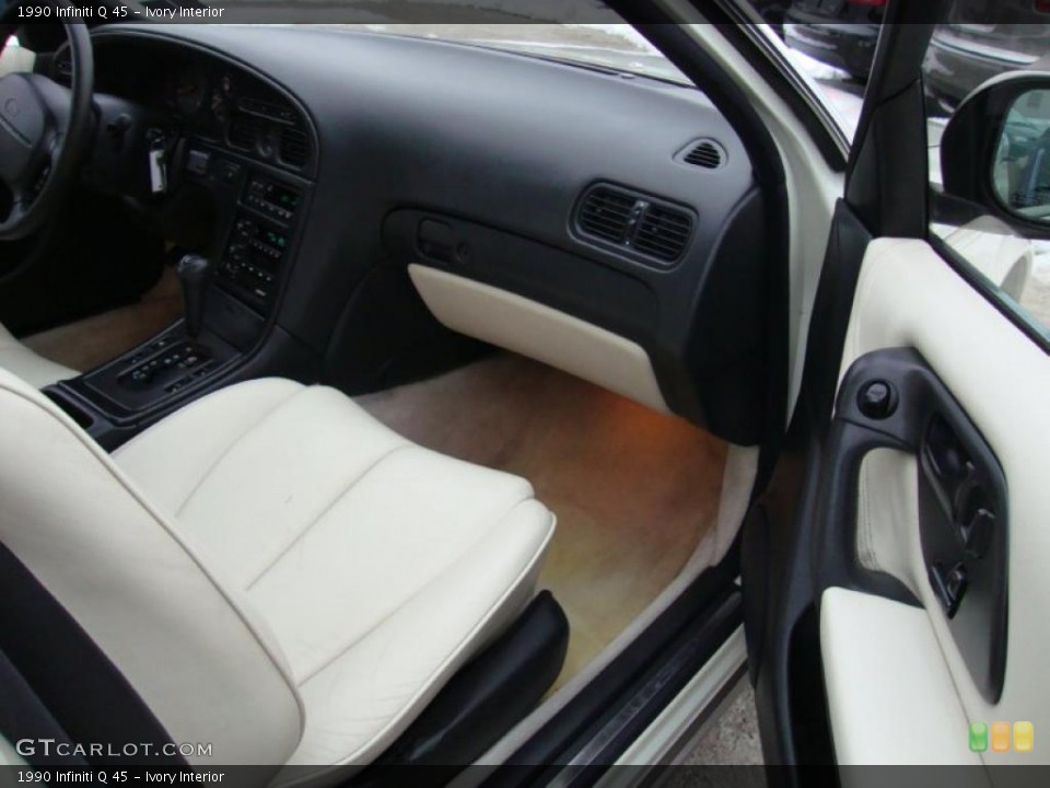 Ivory Interior Photo for the 1990 Infiniti Q 45 #43283283