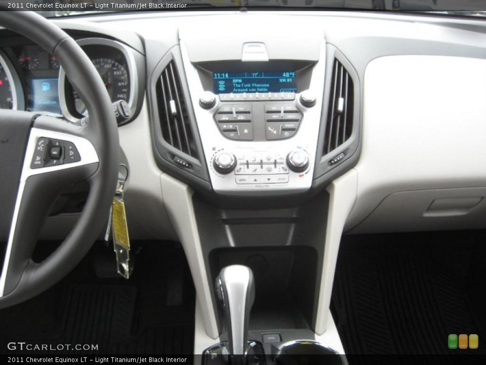 Light Titanium/Jet Black Interior Controls for the 2011 Chevrolet Equinox LT #43286516