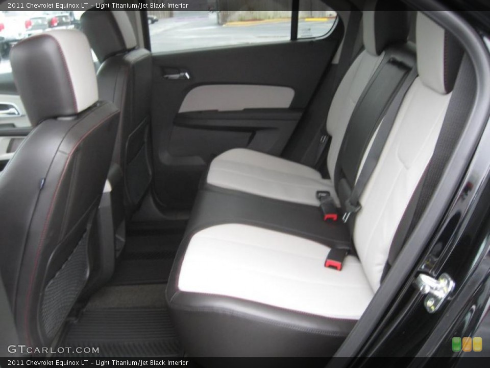Light Titanium/Jet Black Interior Photo for the 2011 Chevrolet Equinox LT #43286580