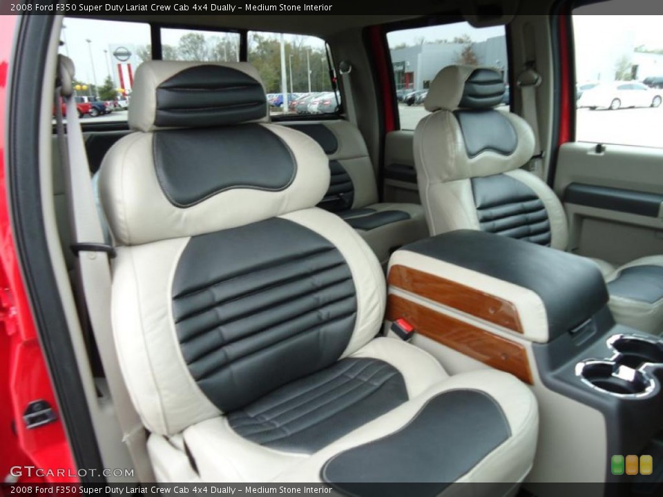 Medium Stone Interior Photo for the 2008 Ford F350 Super Duty Lariat Crew Cab 4x4 Dually #43287896