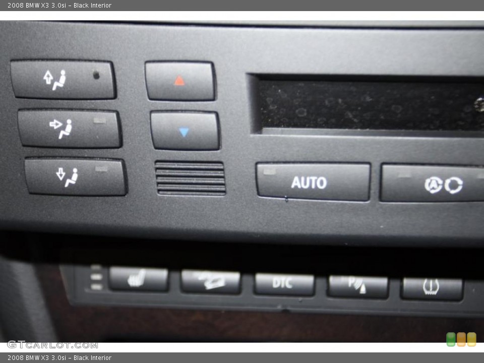 Black Interior Controls for the 2008 BMW X3 3.0si #43295296