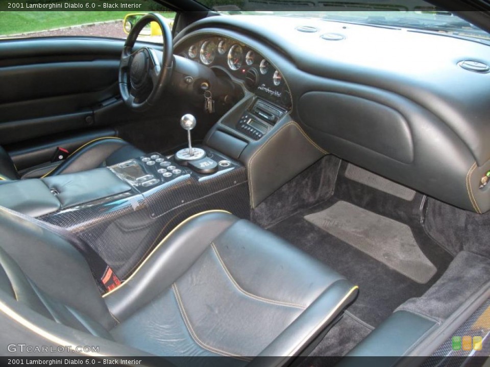 Black Interior Photo for the 2001 Lamborghini Diablo 6.0 #43307311