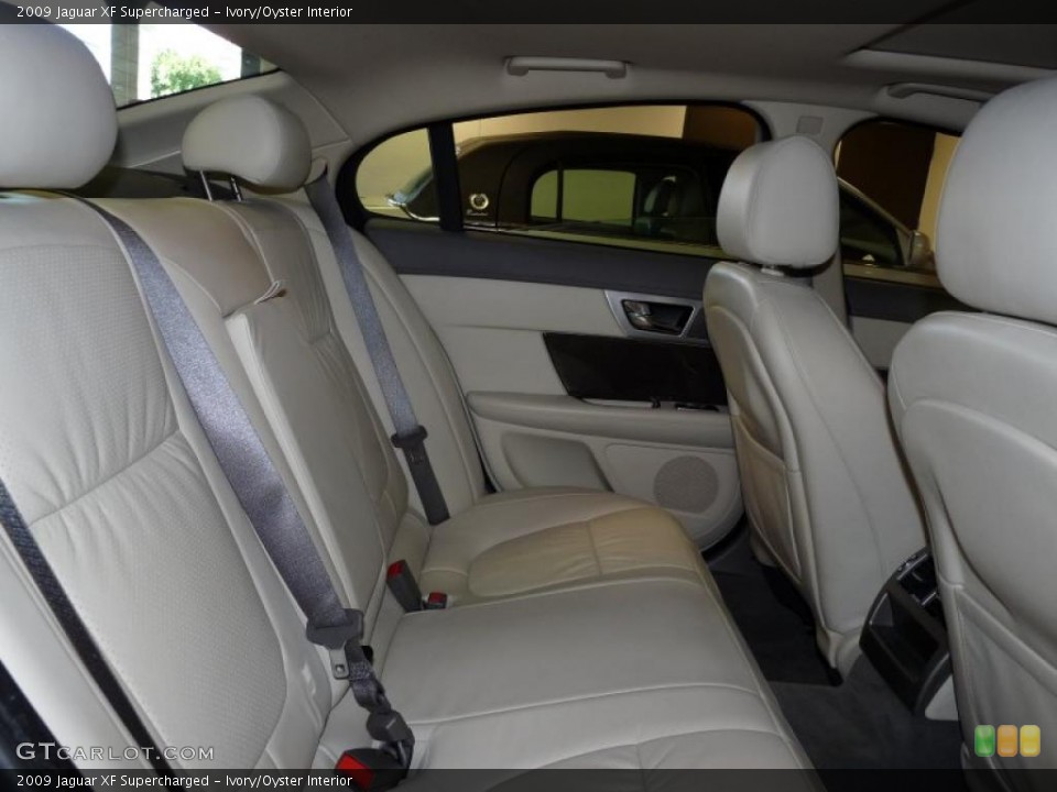 Ivory/Oyster Interior Photo for the 2009 Jaguar XF Supercharged #43320175