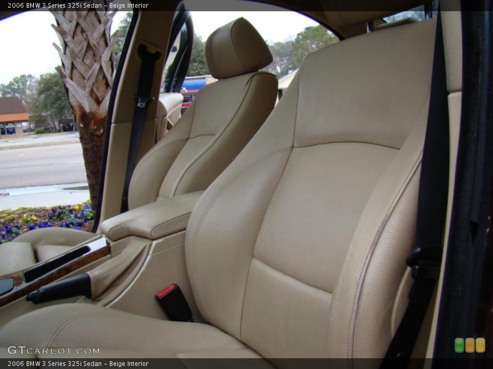 Beige Interior Photo for the 2006 BMW 3 Series 325i Sedan #43321843