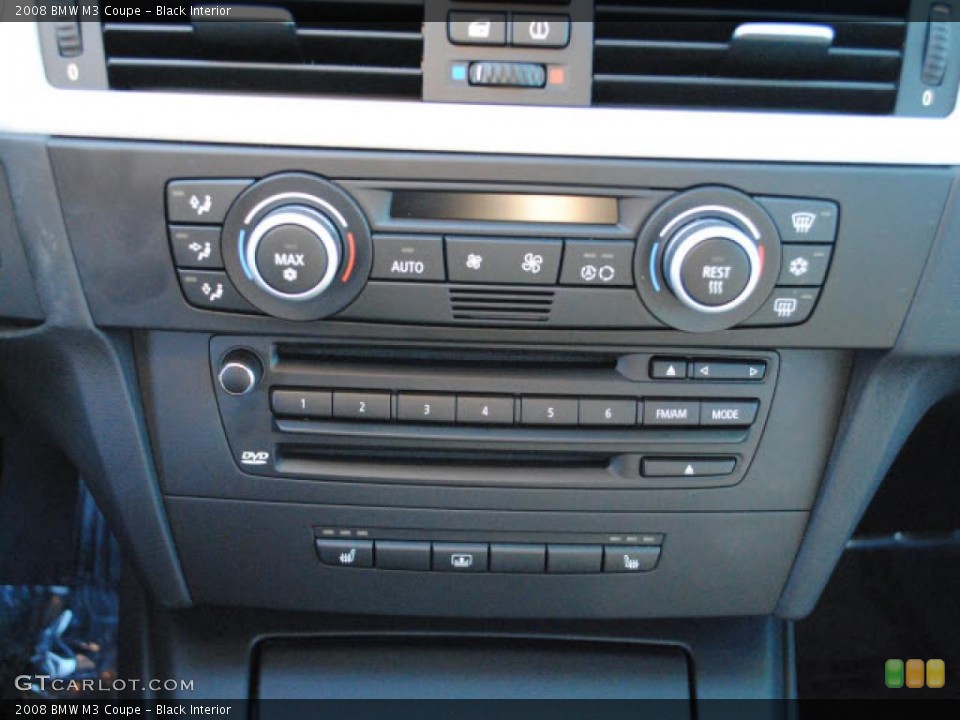 Black Interior Controls for the 2008 BMW M3 Coupe #43323387
