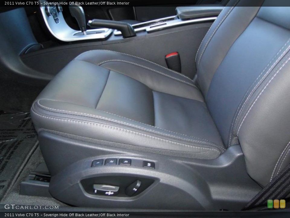 Soverign Hide Off Black Leather/Off Black Interior Photo for the 2011 Volvo C70 T5 #43333431