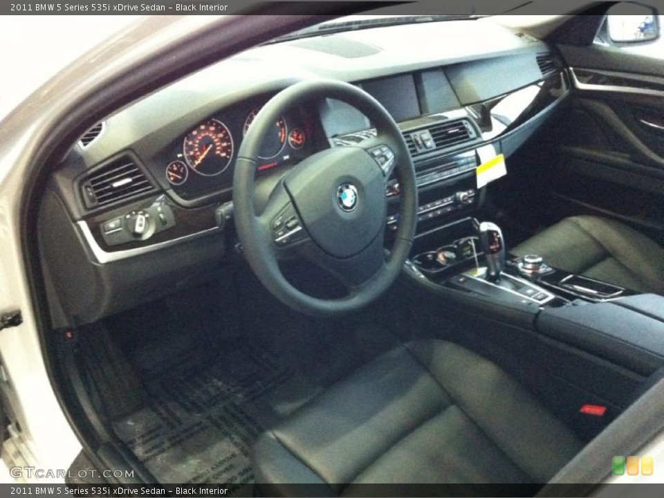 Black Interior Prime Interior for the 2011 BMW 5 Series 535i xDrive Sedan #43341699