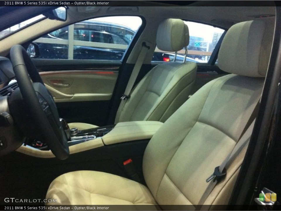 Oyster/Black Interior Photo for the 2011 BMW 5 Series 535i xDrive Sedan #43341775