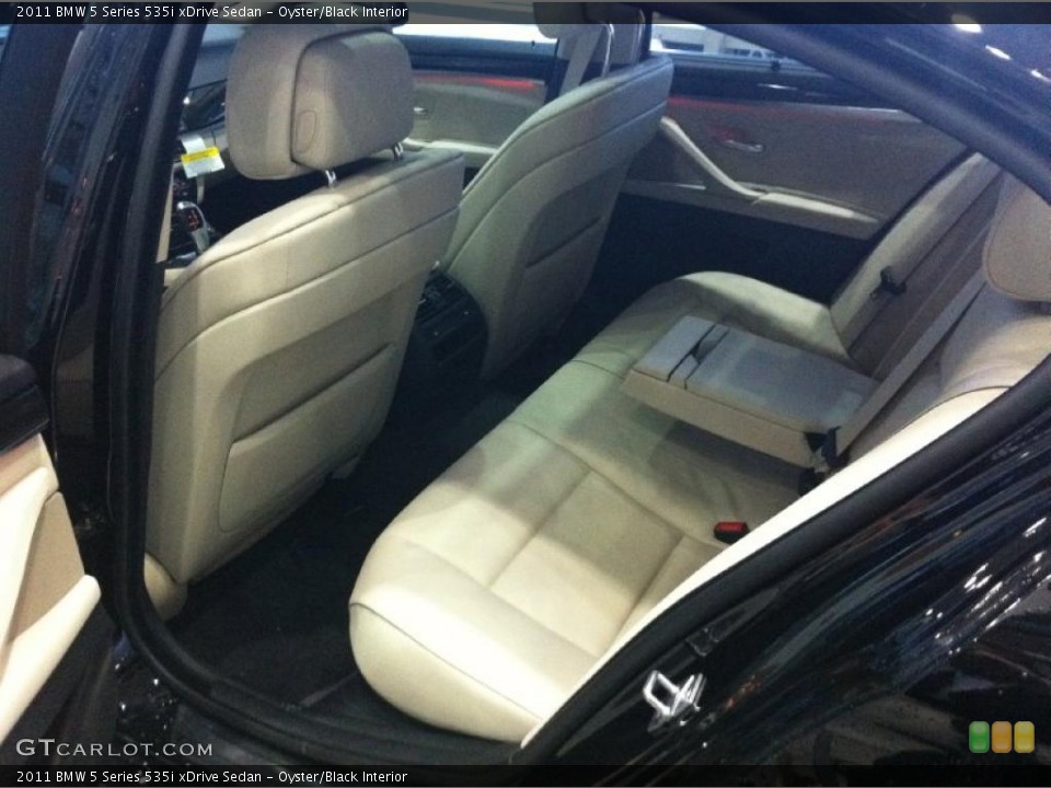 Oyster/Black Interior Photo for the 2011 BMW 5 Series 535i xDrive Sedan #43341831