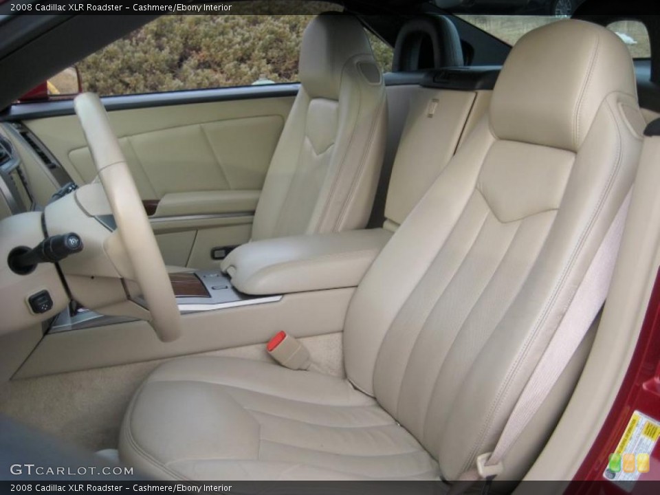 Cashmere/Ebony Interior Photo for the 2008 Cadillac XLR Roadster #43346335
