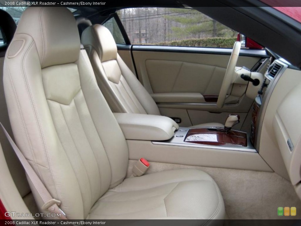 Cashmere/Ebony Interior Photo for the 2008 Cadillac XLR Roadster #43346359