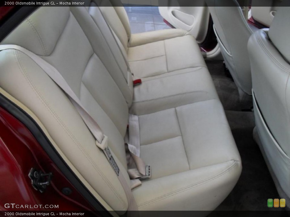 Mocha Interior Photo for the 2000 Oldsmobile Intrigue GL #43346623