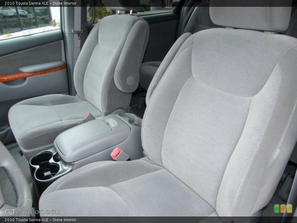 Stone Interior Photo for the 2010 Toyota Sienna XLE #43354507