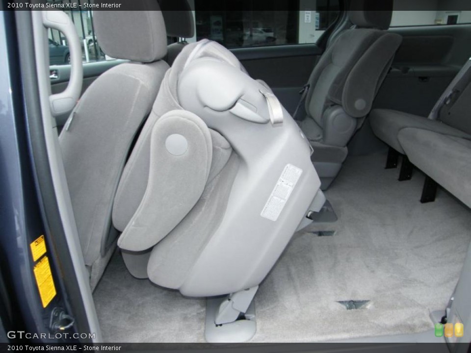 Stone Interior Photo for the 2010 Toyota Sienna XLE #43354667