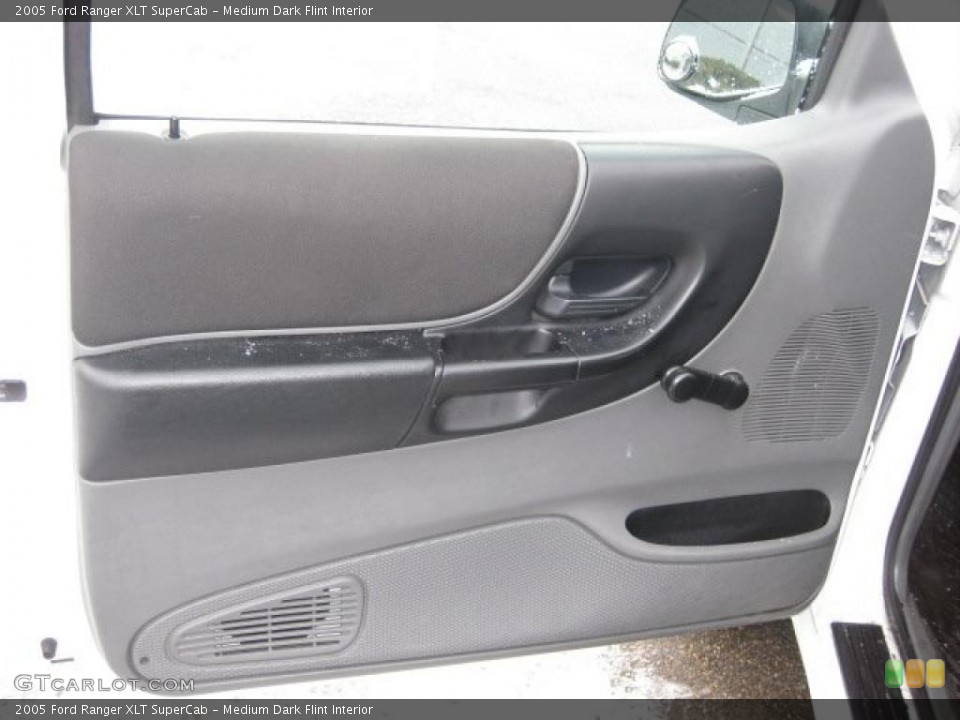 Medium Dark Flint Interior Door Panel for the 2005 Ford Ranger XLT SuperCab #43354855