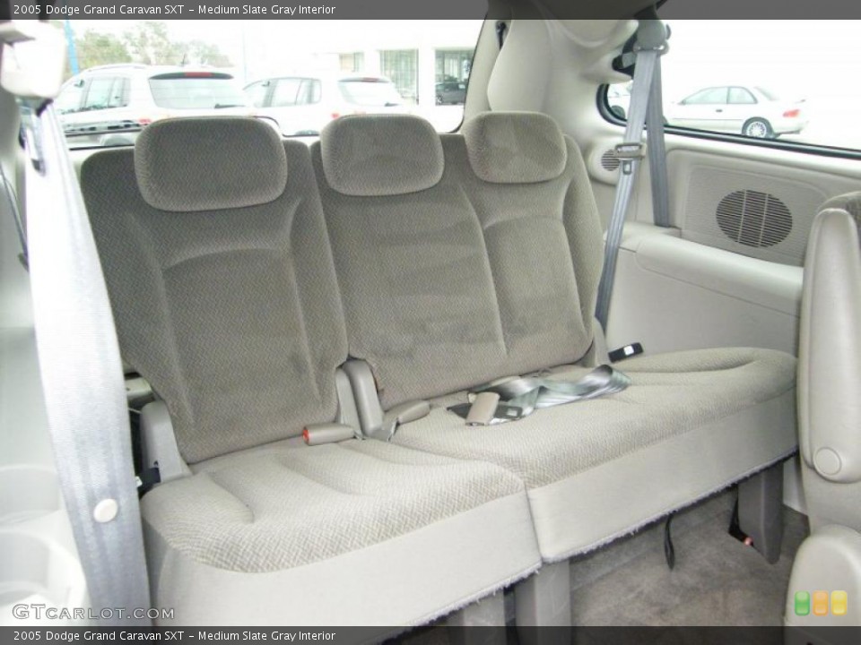 Medium Slate Gray Interior Photo for the 2005 Dodge Grand Caravan SXT #43356207