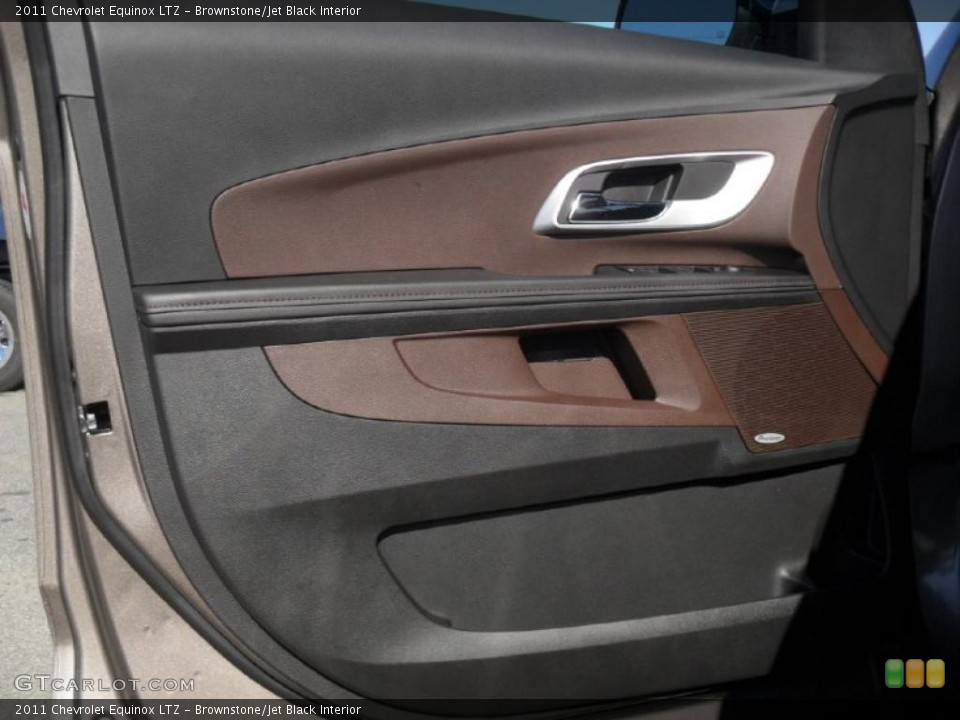 Brownstone/Jet Black Interior Door Panel for the 2011 Chevrolet Equinox LTZ #43362243