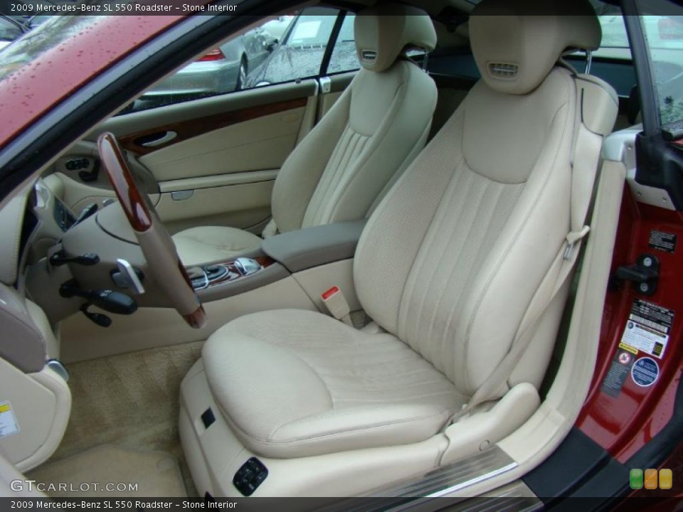 Stone Interior Photo for the 2009 Mercedes-Benz SL 550 Roadster #43367548