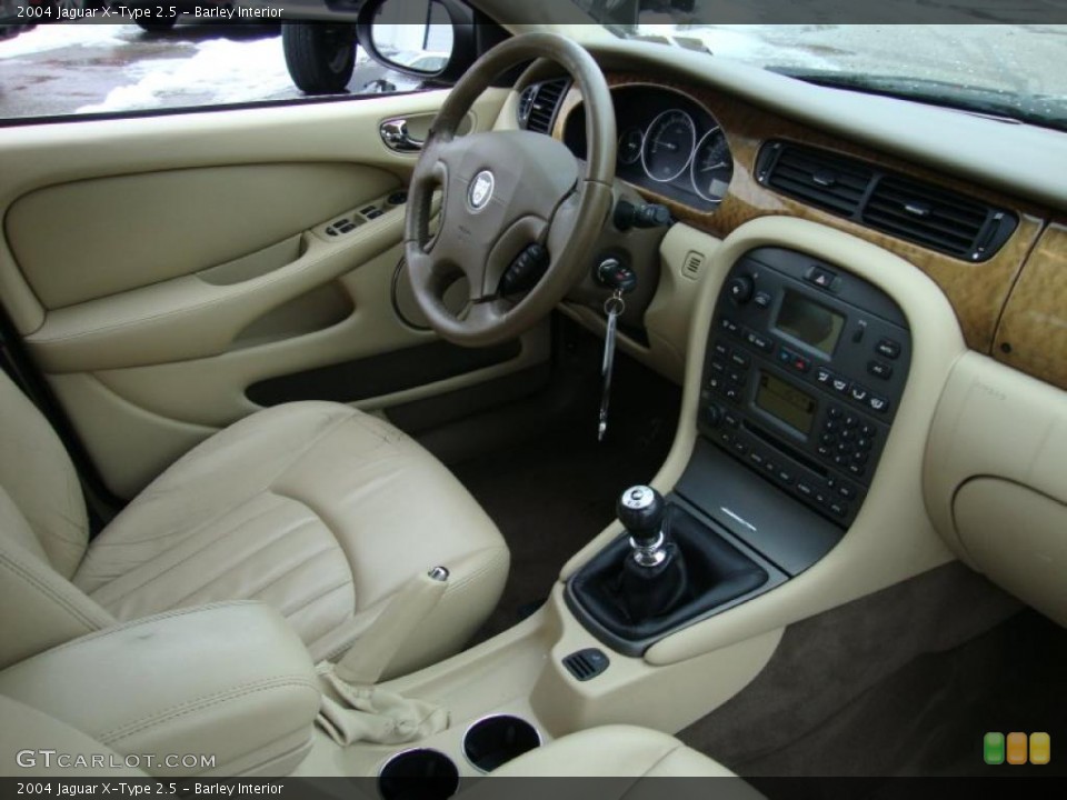 Barley Interior Photo for the 2004 Jaguar X-Type 2.5 #43368006
