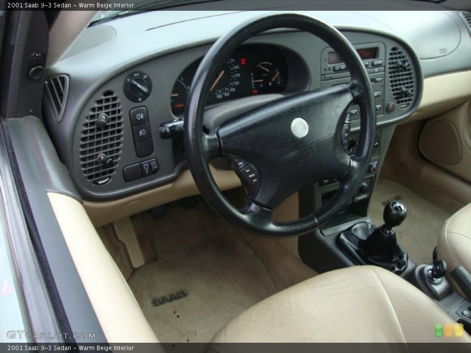 Warm Beige Interior Photo for the 2001 Saab 9-3 Sedan #43369604