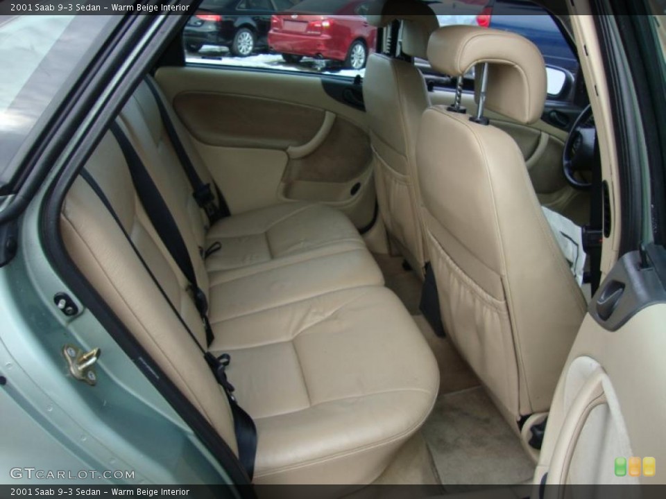 Warm Beige Interior Photo for the 2001 Saab 9-3 Sedan #43369740