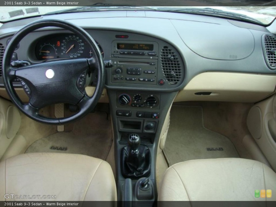 Warm Beige Interior Dashboard for the 2001 Saab 9-3 Sedan #43369808